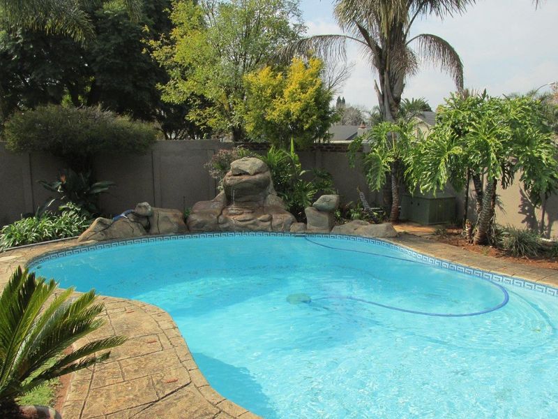 House For Sale in Birchleigh, Kempton Park - Photo 3