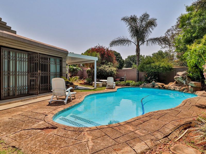 House For Sale in Birchleigh, Kempton Park - Photo 7