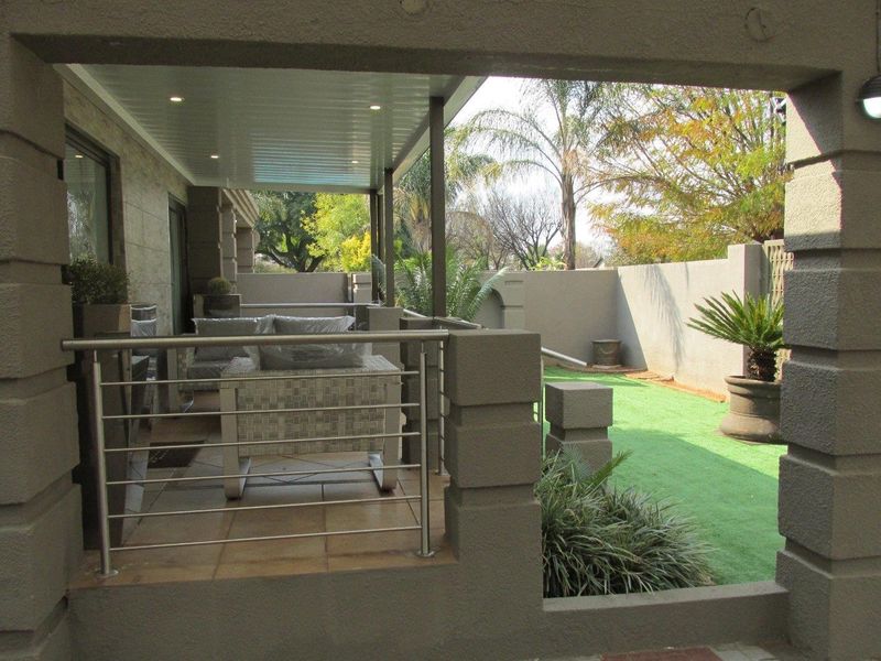 House For Sale in Birchleigh, Kempton Park - Photo 6