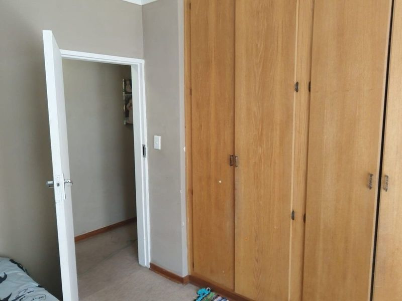 Spacious Family Home with Endless Potential in Dennesig - Photo 9