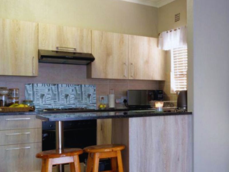 Immaculate Lock-Up-and-Go Living in a Sought-After Renico Development - Photo 7