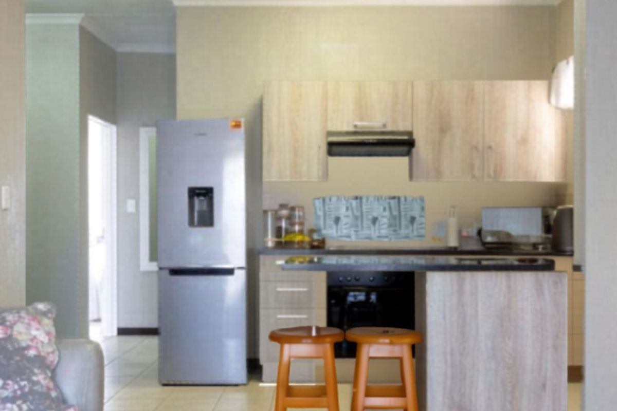Immaculate Lock-Up-and-Go Living in a Sought-After Renico Development - Photo 5