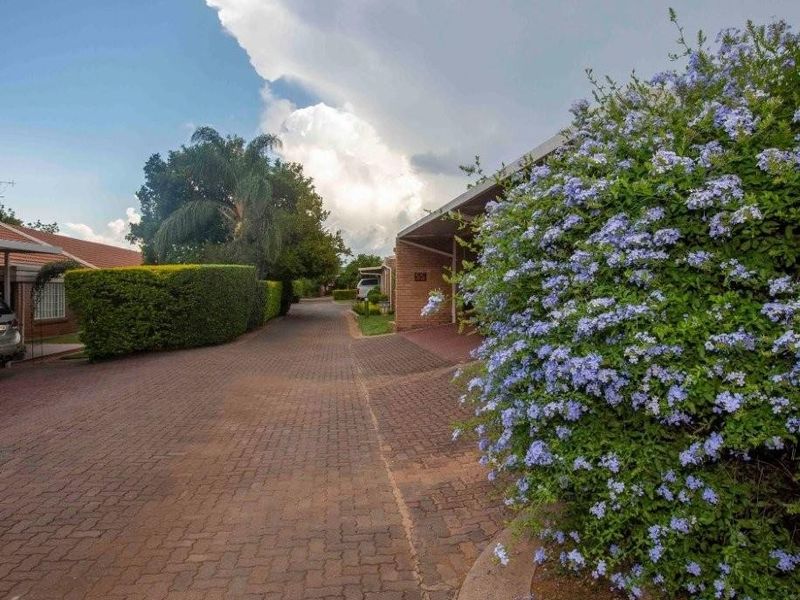 Townhouse For Sale in Bela Bela - Photo 5