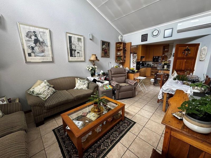 Townhouse For Sale in Glen Marais, Kempton Park - Photo 7