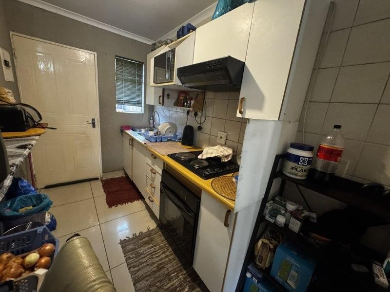 Townhouse For Sale in Birch Acres, Kempton Park - Photo 9