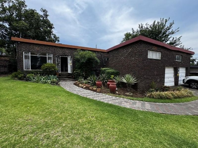 House For Sale in Birchleigh, Kempton Park - Photo 1