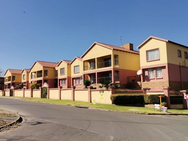Apartment For Sale in Marlands, Germiston - Photo 1