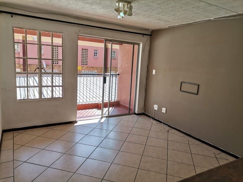 Apartment For Sale in Marlands, Germiston - Photo 5