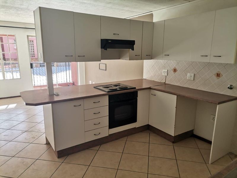 Apartment For Sale in Marlands, Germiston - Photo 3