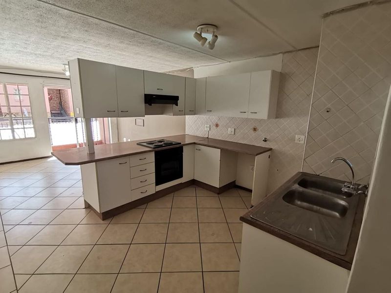 Apartment For Sale in Marlands, Germiston - Photo 4