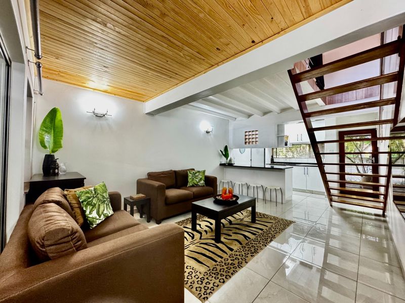 Modern Spacious Townhouse Arboretum - Photo 1