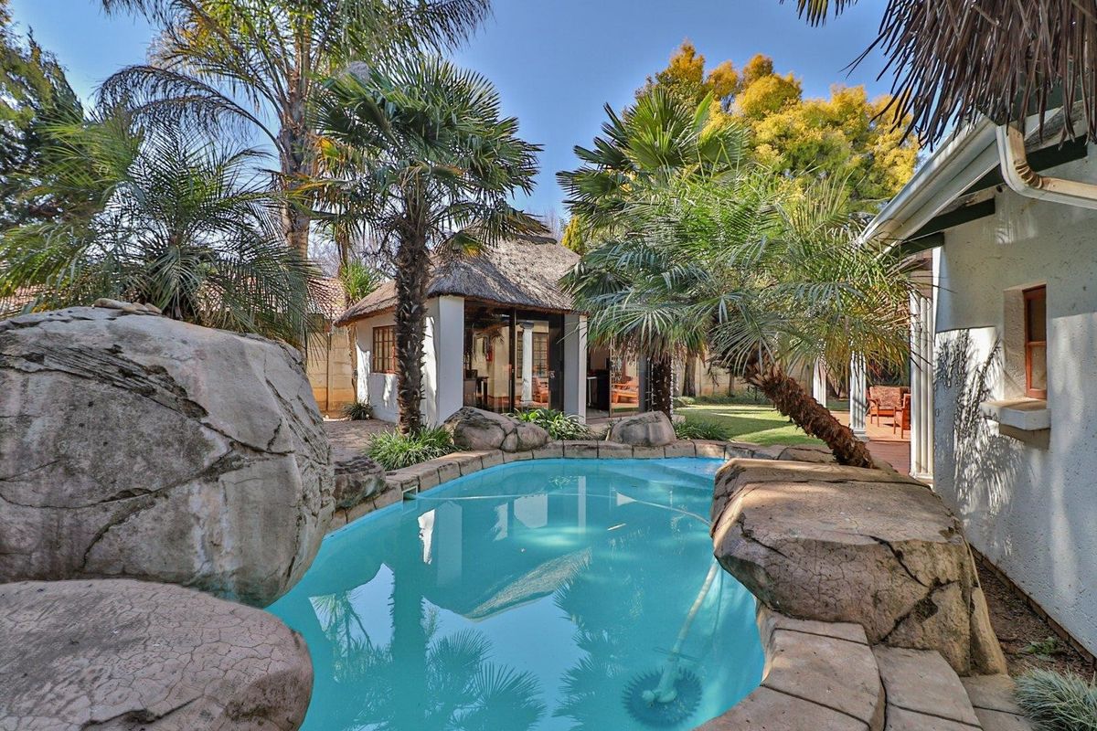 House For Sale in Glen Marais, Kempton Park - Photo 3