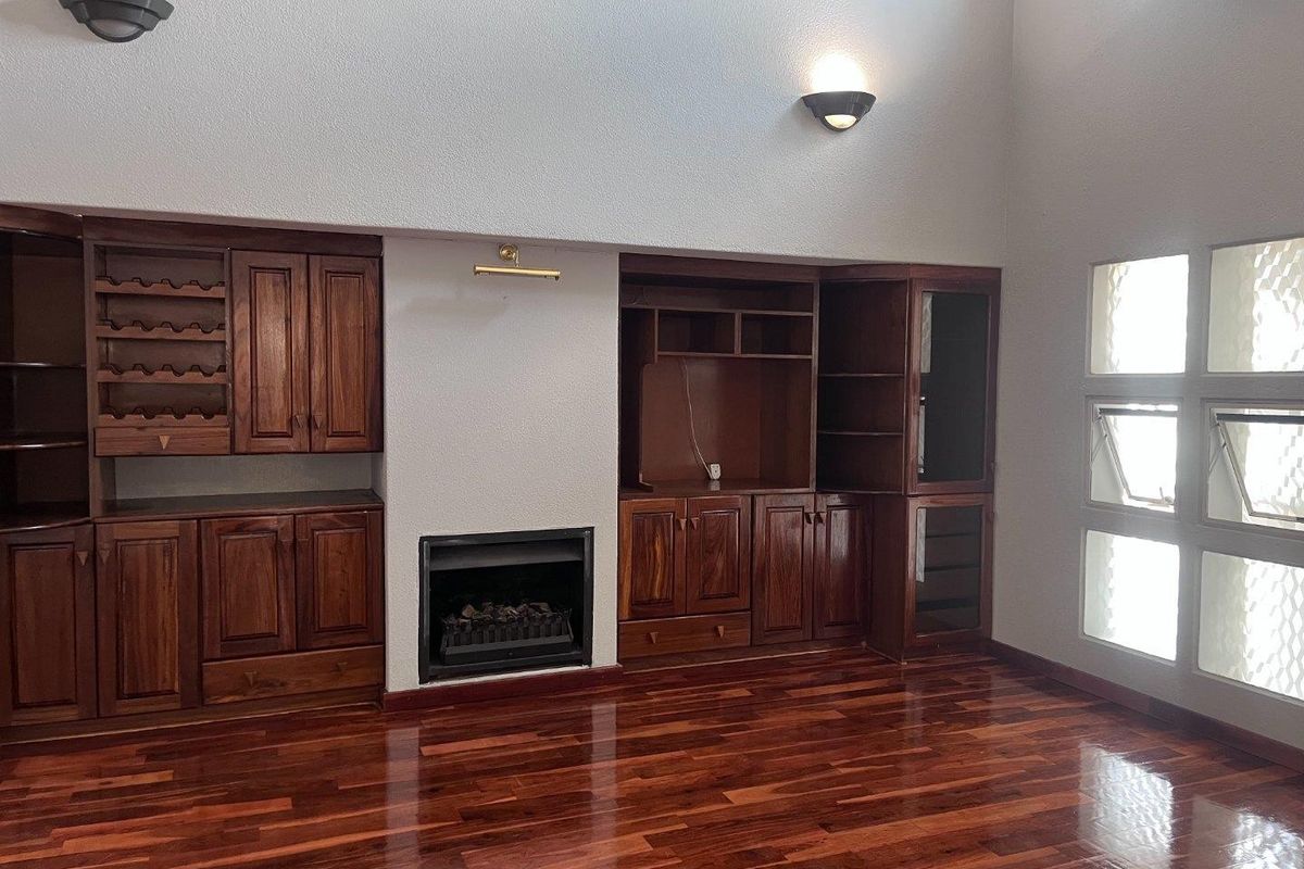 House For Sale in Glen Marais, Kempton Park - Photo 3