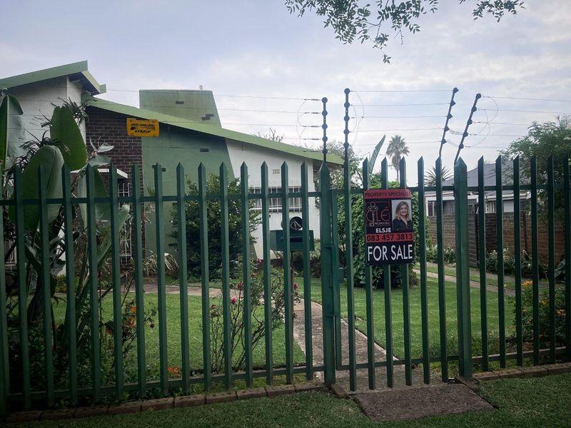 House For Sale in Kempton Park Ext 4, Kempton Park - Photo 1