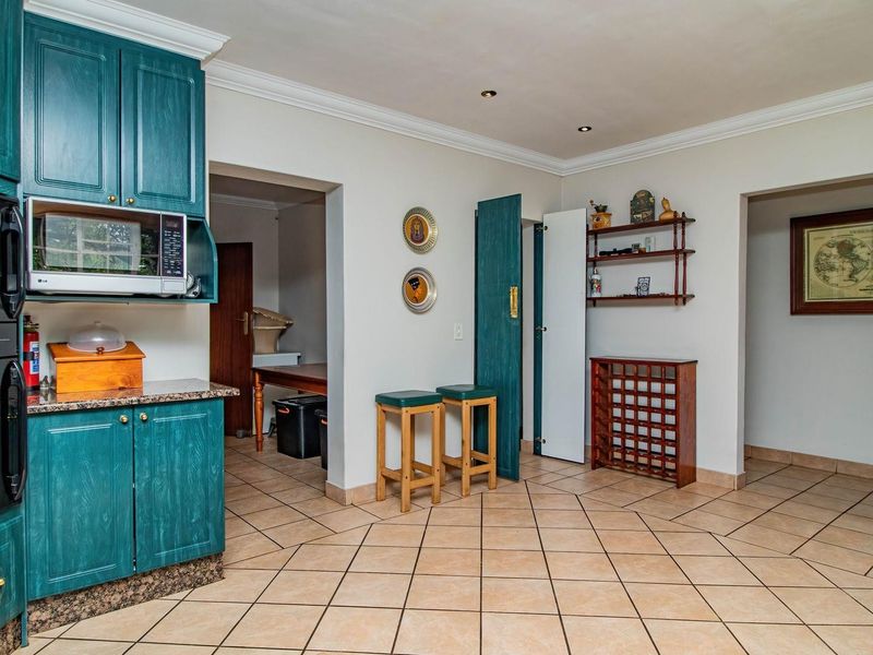 House For Sale in Norton Home Estate, Benoni - Photo 9