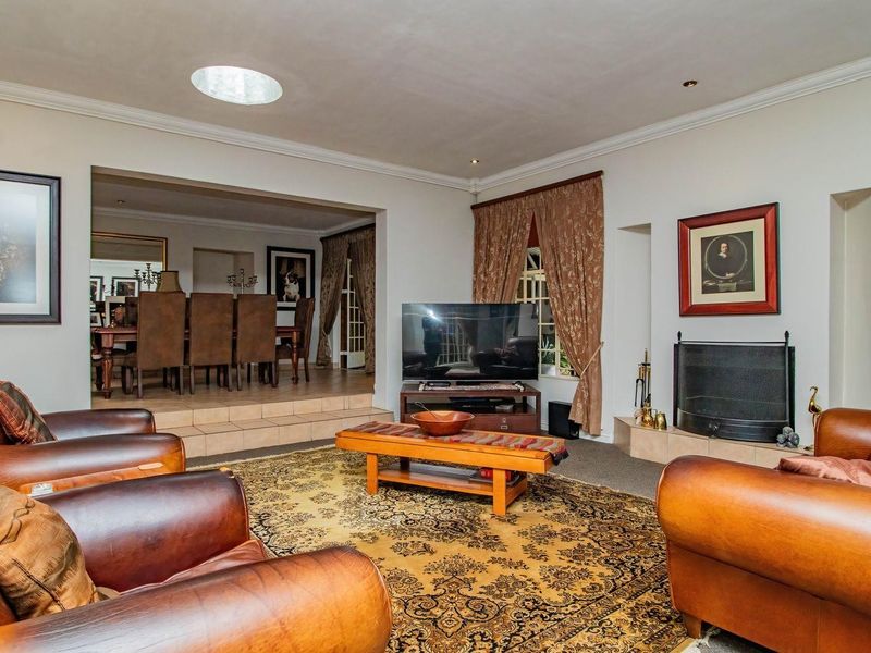 House For Sale in Norton Home Estate, Benoni - Photo 4
