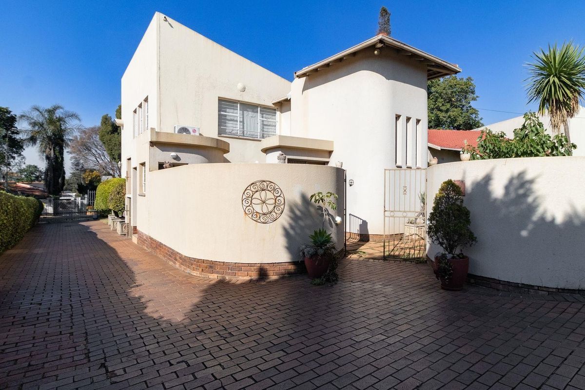 House For Sale in Van Riebeeck Park, Kempton Park - Photo 5