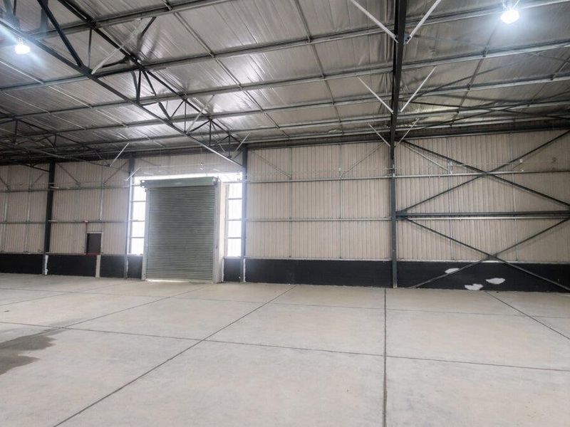 New-Build 977m2 A-Grade Warehouse To Let in Atlantic Hills Business Park - Photo 7