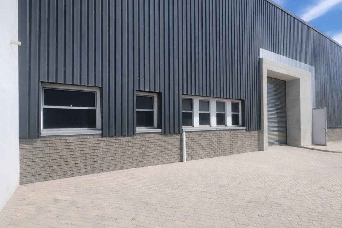 New-Build 977m2 A-Grade Warehouse To Let in Atlantic Hills Business Park - Photo 5