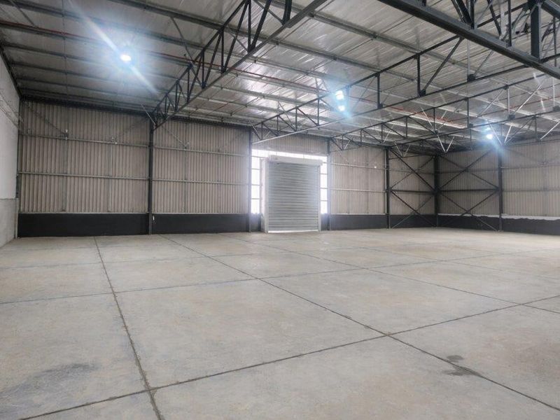 New-Build 977m2 A-Grade Warehouse To Let in Atlantic Hills Business Park - Photo 9