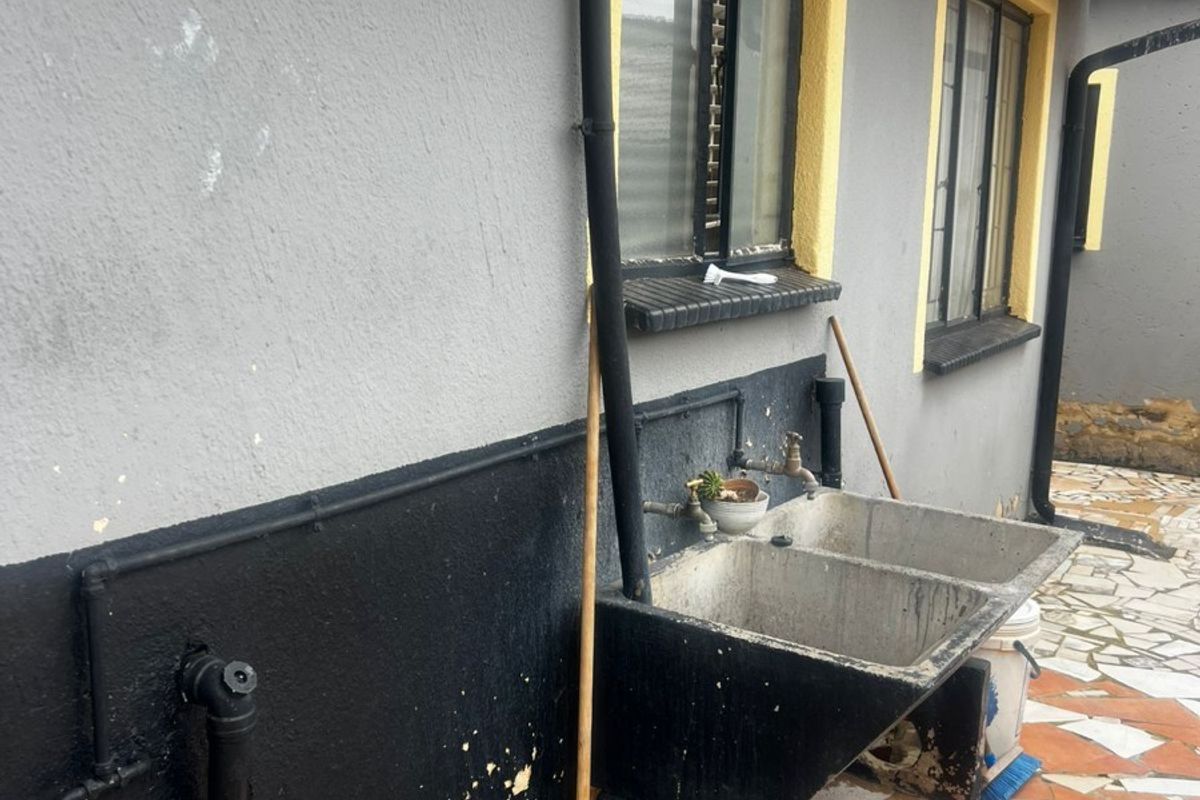 House To Rent in Protea Glen, Soweto - Photo 3