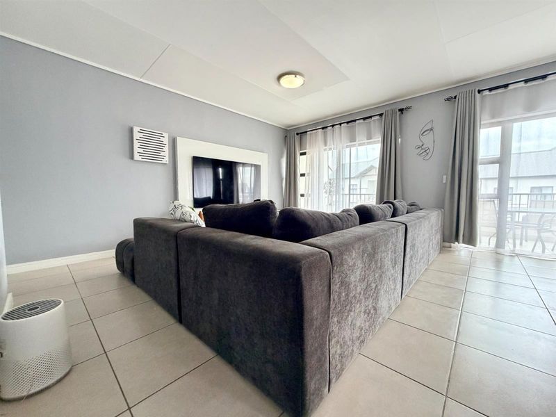 Apartment To Rent in Linbro Park, Sandton - Photo 5