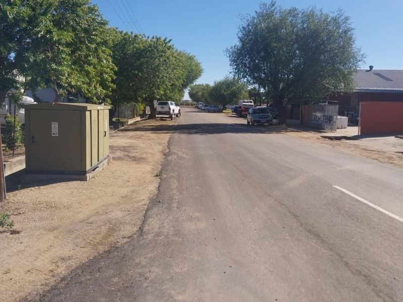 395 sqm business premises on a 1787 sqm erf  in Porterville - Photo 7