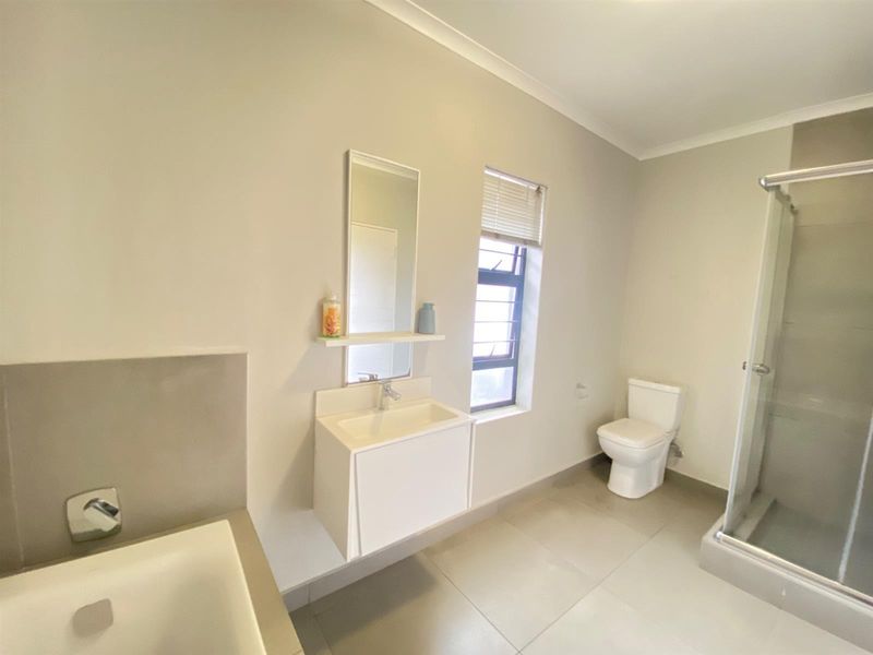 Apartment To Rent in Morningside, Sandton - Photo 8
