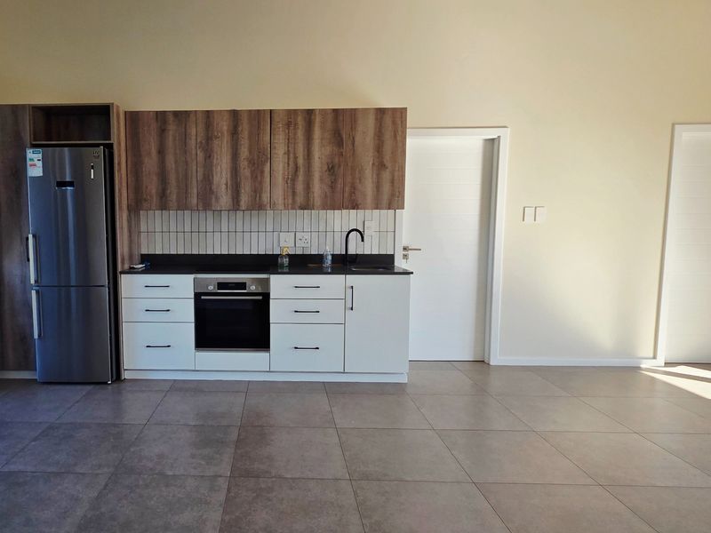 A Peaceful, Bright and Beautiful Apartment - Photo 3
