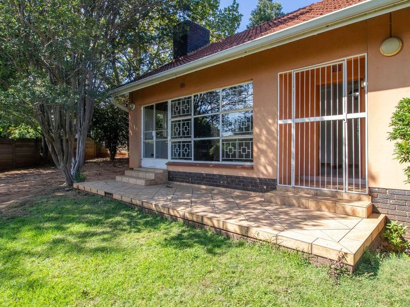 House For Sale in Glen Marais, Kempton Park - Photo 6