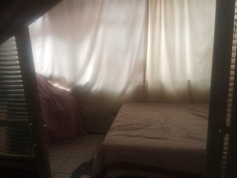 Apartment For Sale in Sunnyside, Pretoria - Photo 6