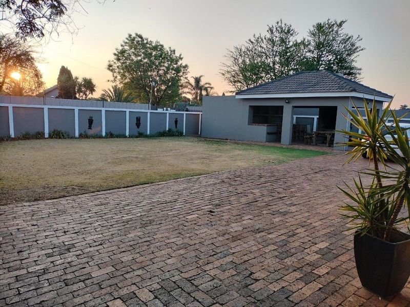Commercial For Sale in Aston Manor Kempton Park Gauteng - Photo 1