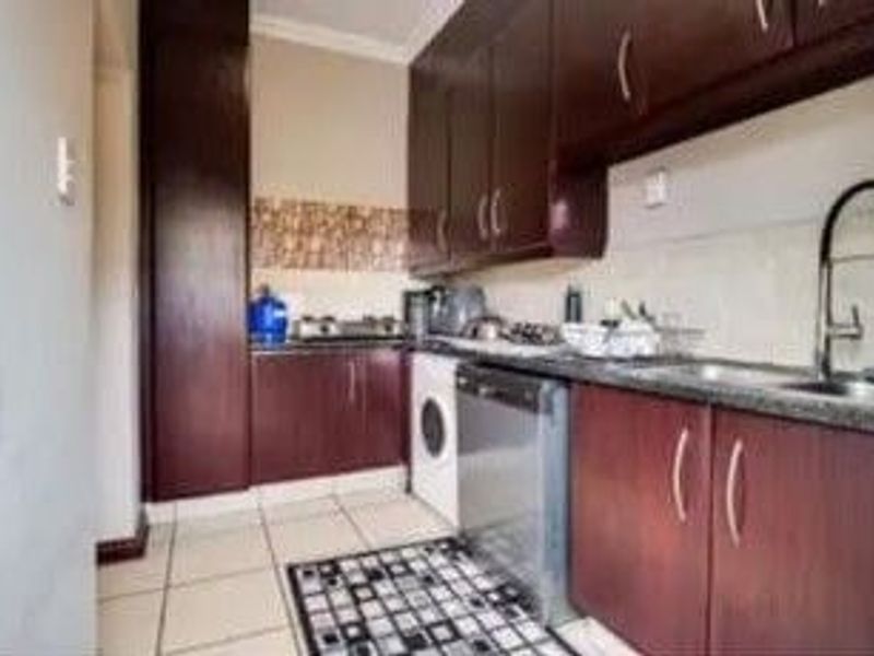 House For Sale in Willaway, Kyalami, Midrand - Photo 1