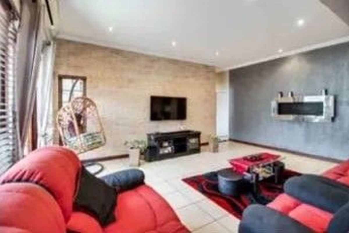 House For Sale in Willaway, Kyalami, Midrand - Photo 4