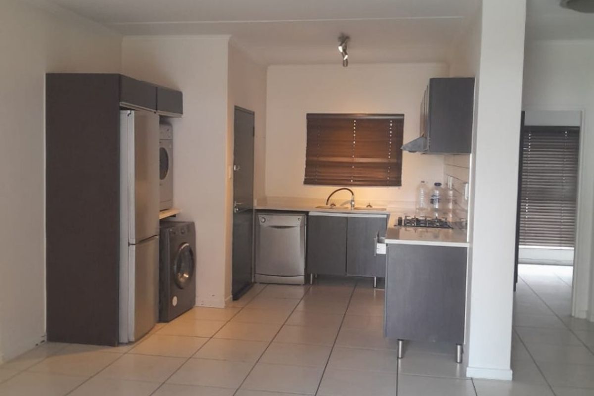 Apartment To Rent in Dainfern, Sandton - Photo 2
