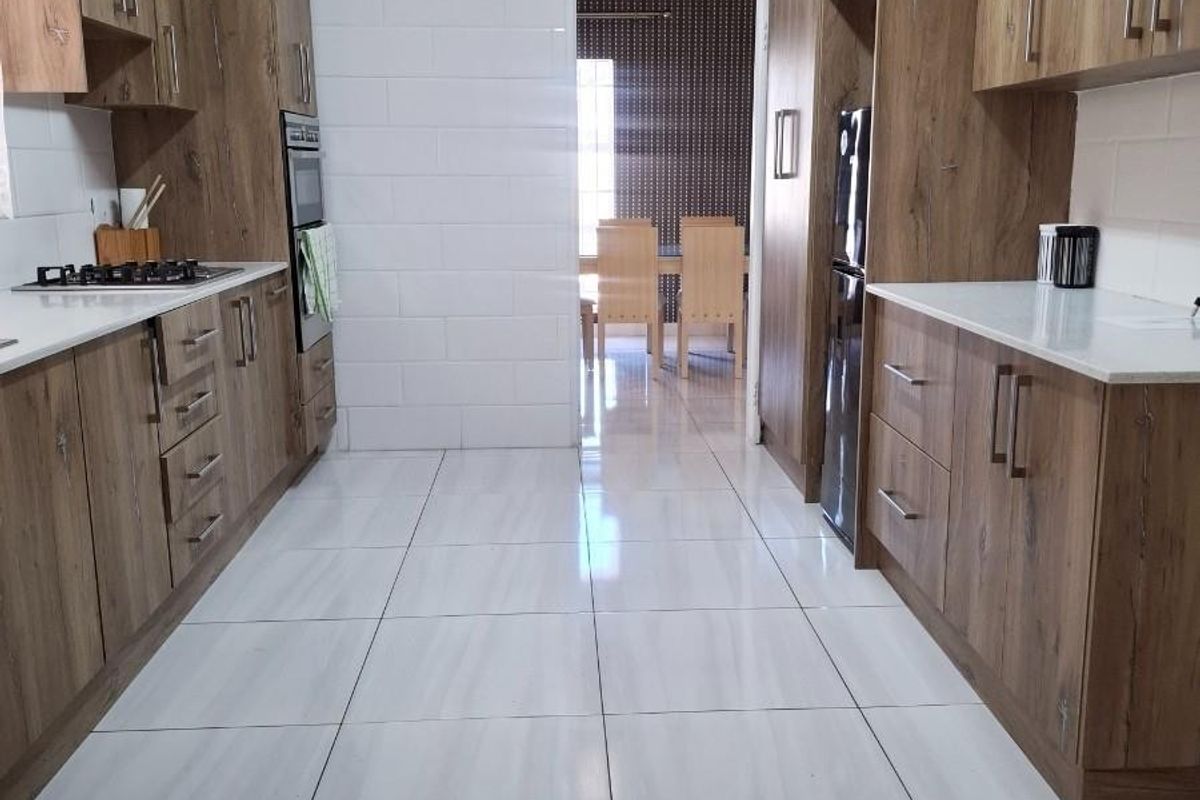 House To Rent in Summerstrand, Port Elizabeth - Photo 5