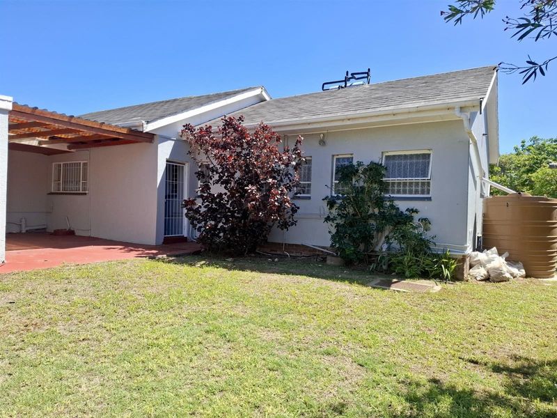 House To Rent in Summerstrand, Port Elizabeth - Photo 3