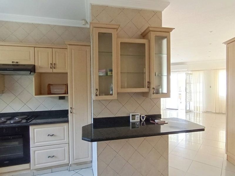 Gem of a townhouse in Ramsgate, Kwazulu-Natal - Photo 5