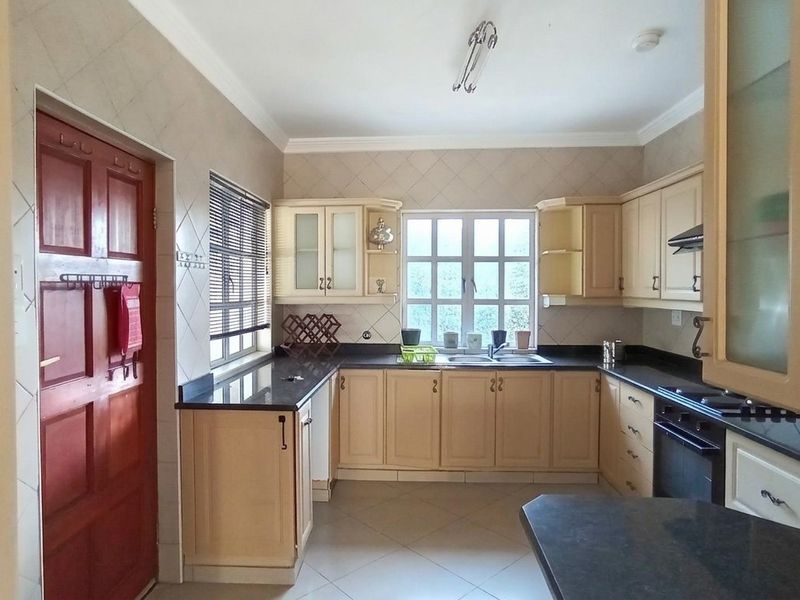 Gem of a townhouse in Ramsgate, Kwazulu-Natal - Photo 4