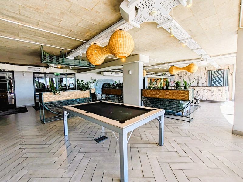 Studio Apartment For Sale in Woodstock, Cape Town - Photo 6