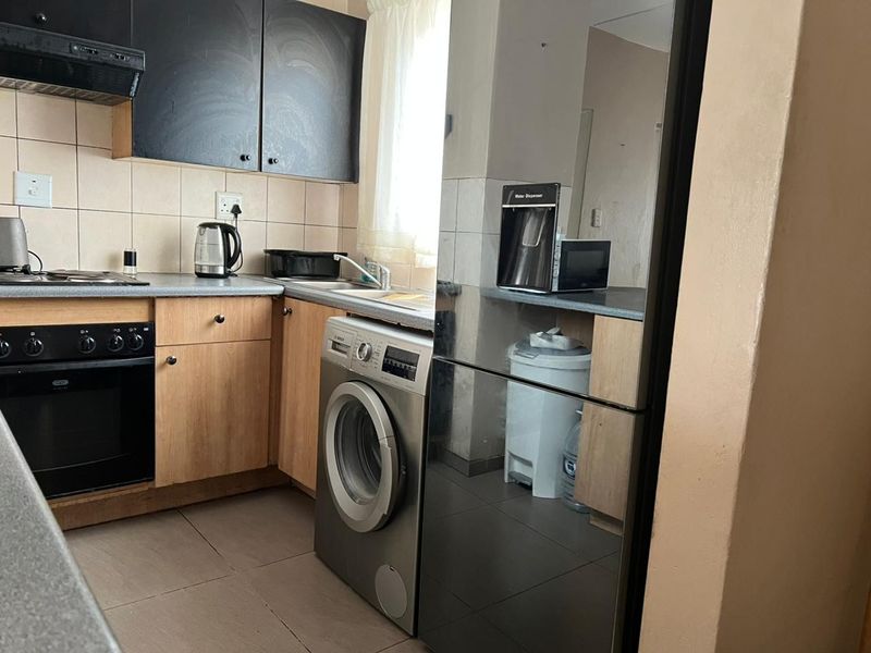 Apartment To Rent in Noordwyk, Midrand - Photo 3