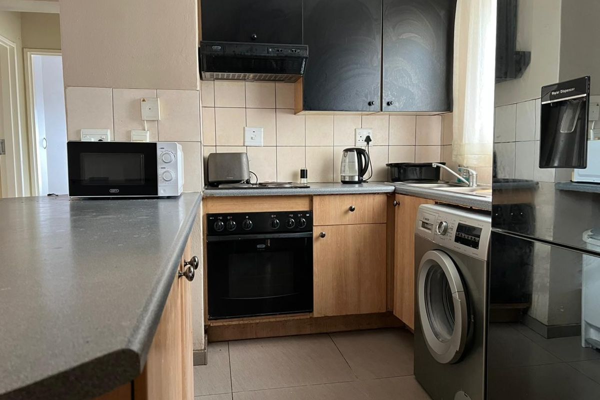 Apartment To Rent in Noordwyk, Midrand - Photo 4