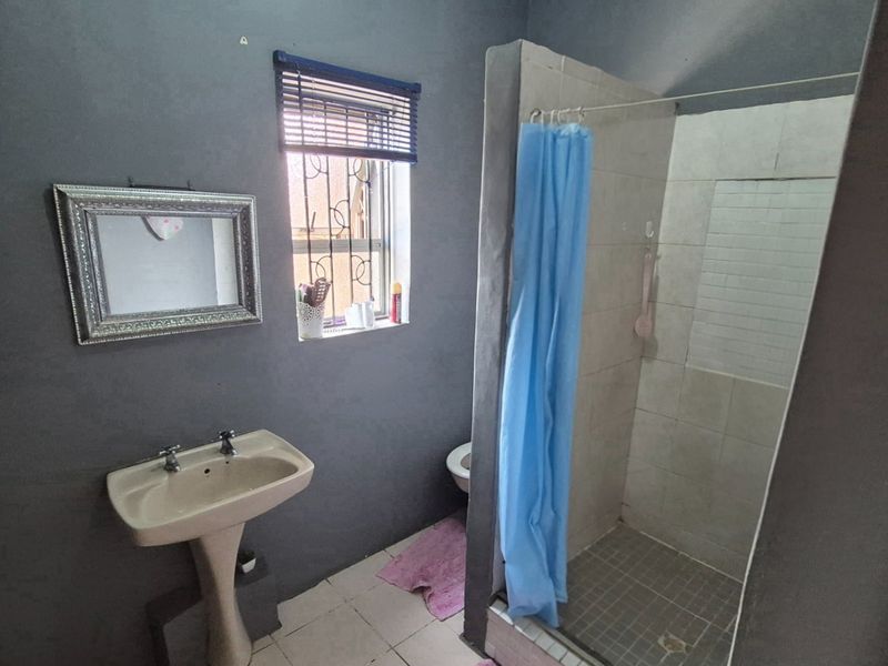 3 bedroom House For Sale in Jacobs, Austerville, Durban. - Photo 10