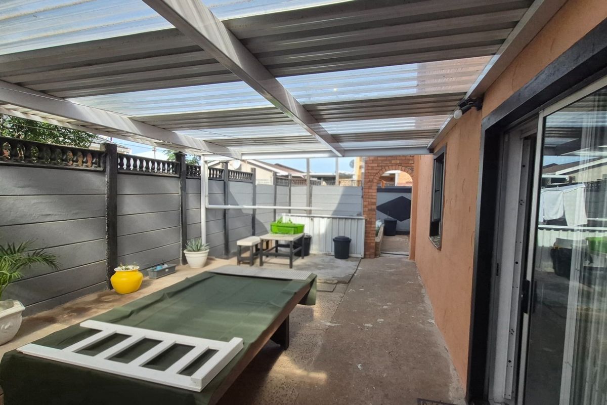 3 bedroom House For Sale in Jacobs, Austerville, Durban. - Photo 3