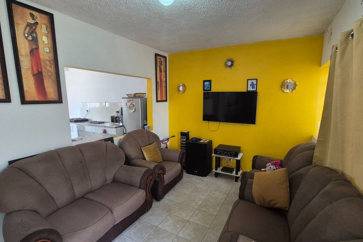 3 bedroom House For Sale in Jacobs, Austerville, Durban. - Photo 5
