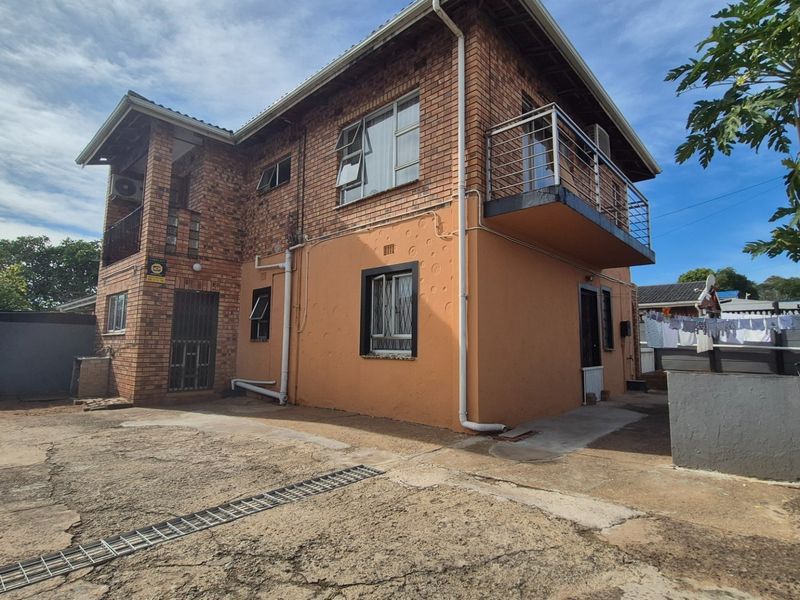 3 bedroom House For Sale in Jacobs, Austerville, Durban. - Photo 1