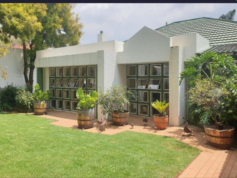 URGENT House For Sale in Kensington, Johannesburg - Photo 2