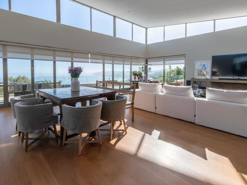 Beautiful modern open-plan home with ample natural light for sale - Photo 8