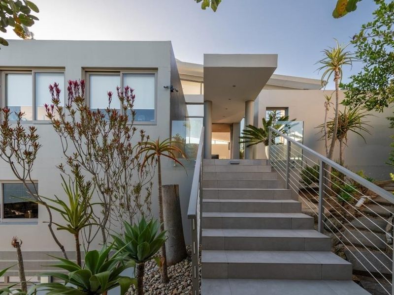 Beautiful modern open-plan home with ample natural light for sale - Photo 7