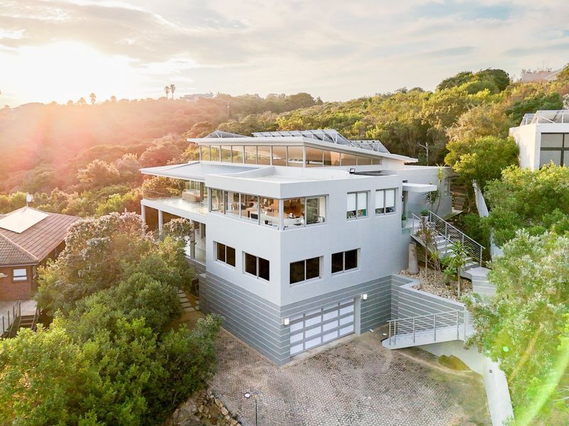 Italian-Inspired Contemporary Masterpiece with Unrivalled Ocean Views over Wilderness - Photo 1